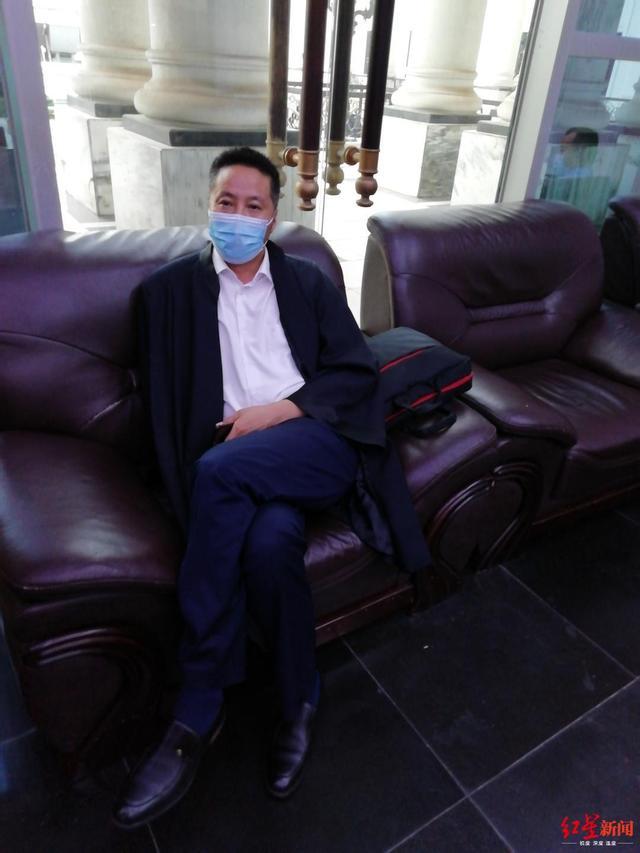 法官的权力应该得到更加有效的监督