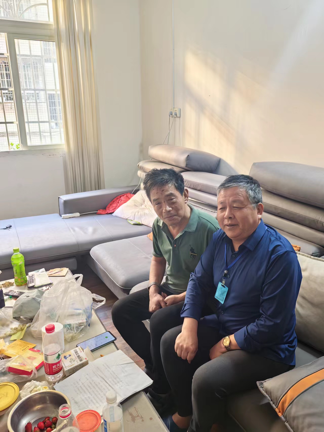 轻伤不下火线